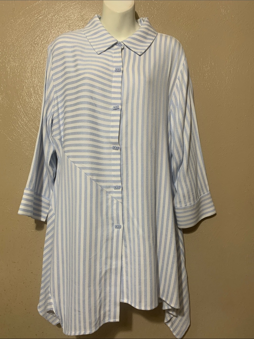 Soft Surroundings size L Light Blue & White Striped Button-Front Tunic Top